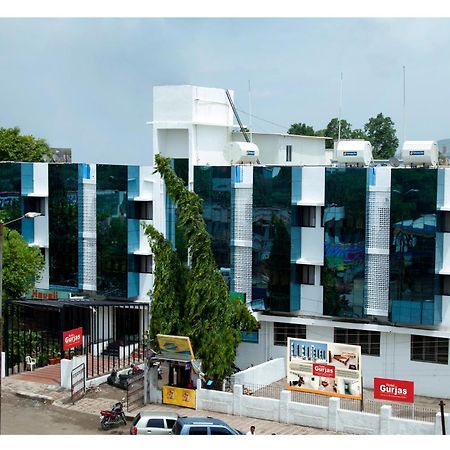 Hotel Gurjas Aurangābād Esterno foto