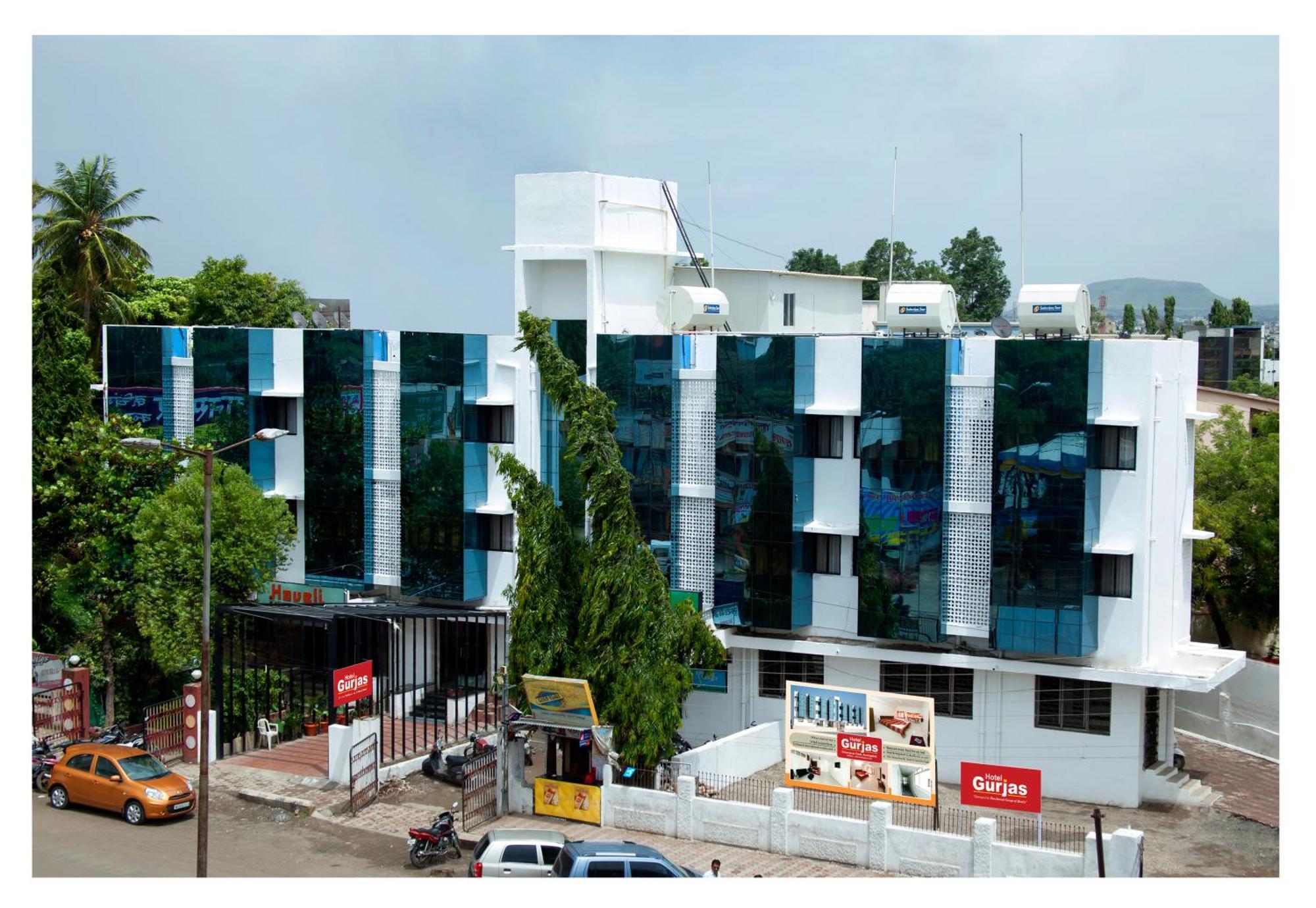 Hotel Gurjas Aurangābād Esterno foto
